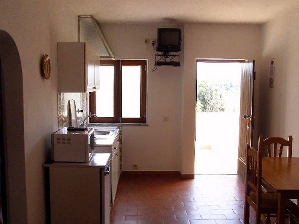 לאגוּ‏ש Falfeira Apartments מראה חיצוני תמונה
